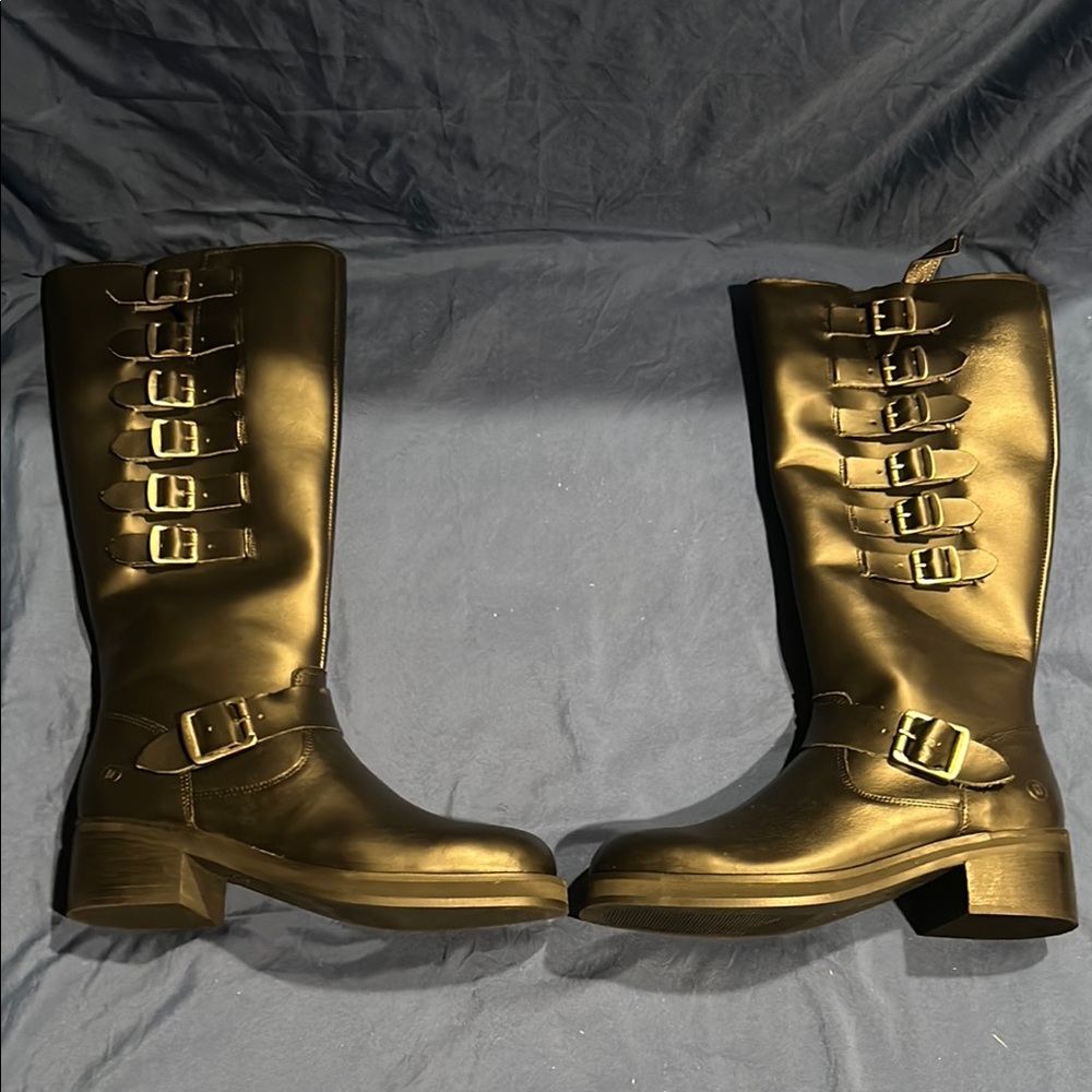 Dingo- black leather , buckles, tall, women new